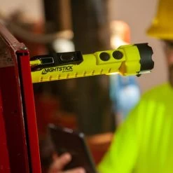 Nightstick Intrinsically Safe Dual-Light Flashlight W/Magnets - 3 AA (not Included) - Green - UL913 -Work Safety Equipment Shop bvg9vse6ob16xedp9t0y 95200.1702983327